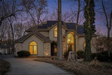 Weatherby Lake Home For Sale in Weatherby Lake Missouri