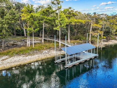 (private lake, pond, creek) Lot For Sale in Branford Florida