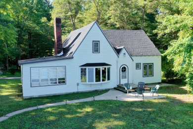 Silver Lake - Van Buren County Home For Sale in Grand Junction Michigan