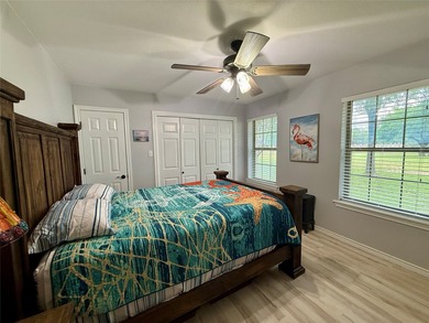 Beautifully remodeled lakefront home at 2007 Deepwater Rd. in - photo 15