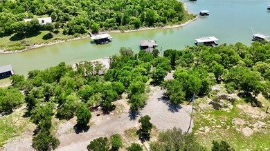 Beautifully remodeled lakefront home at 2007 Deepwater Rd. in - photo 20