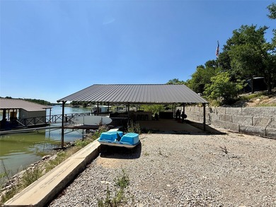 Beautifully remodeled lakefront home at 2007 Deepwater Rd. in - photo 27