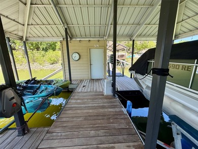 Beautifully remodeled lakefront home at 2007 Deepwater Rd. in - photo 35