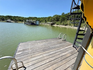 Beautifully remodeled lakefront home at 2007 Deepwater Rd. in - photo 37
