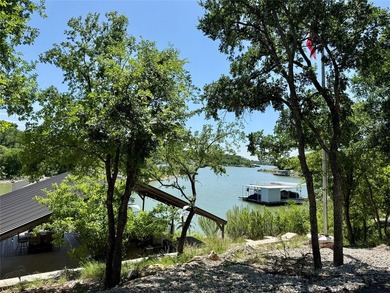 Beautifully remodeled lakefront home at 2007 Deepwater Rd. in - photo 38
