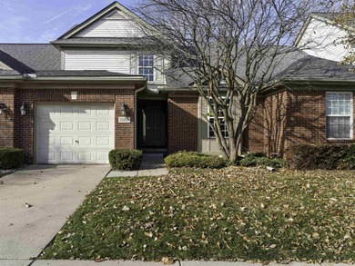 Lake Saint Clair Condo Active Under Contract in Harrison Michigan