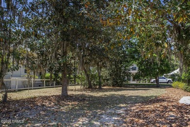 Discover the perfect setting to build your dream home in the - photo 6