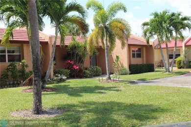 Lake Condo For Sale in West Palm Beach, Florida