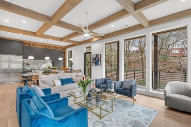 Exceptional modern residence in the heart of Buckhead, offering - photo 11