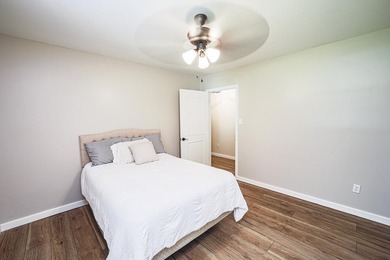 Completely gutted and beautifully remodeled, this waterfront - photo 28