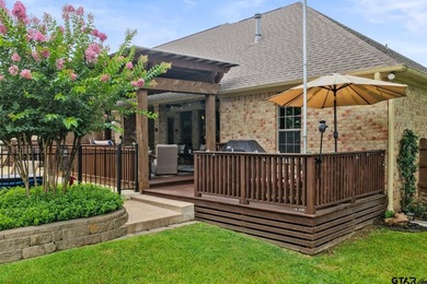 Beautiful brick home situated on a desirable corner lot in a - photo 32