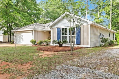Welcome to 104 Chatam Loop, a beautifully updated 3-bedroom - photo 11