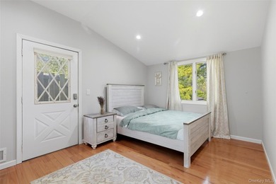 Welcome to 26 Woodchuck Lane in Setauket, located in the highly - photo 9