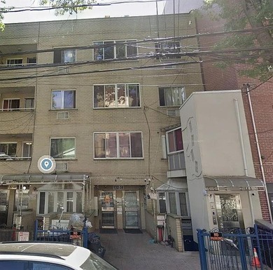 Commerical and residential Building for sale in the heart of - photo 2