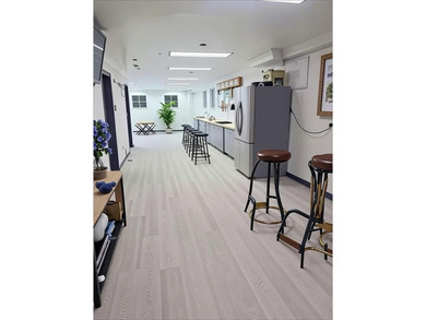 Commerical and residential Building for sale in the heart of - photo 4