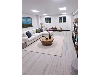 Commerical and residential Building for sale in the heart of - photo 5