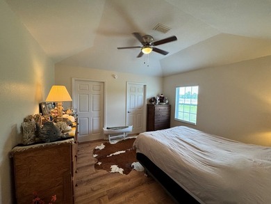2 Bedroom 2 Bath Custom Home on 11.92 Acres w/Gated entry - photo 30