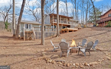 Lake Hartwell Home For Sale in Hartwell Georgia