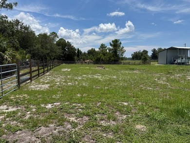 2 Bedroom 2 Bath Custom Home on 11.92 Acres w/Gated entry - photo 49