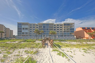 Breathtaking views from every room. Directly on the beach this - photo 7