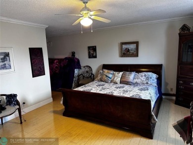 Lake Condo For Sale in Lauderhill, Florida