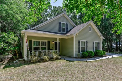Immaculate 3bd 2.5 bath in Somerset Point on .56 of an acre - photo 2