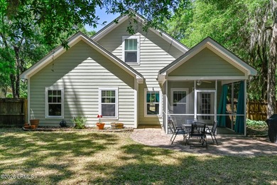 Immaculate 3bd 2.5 bath in Somerset Point on .56 of an acre - photo 3