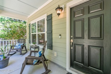 Immaculate 3bd 2.5 bath in Somerset Point on .56 of an acre - photo 4