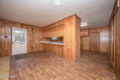 Coastal living meets DOWNTOWN CONVENIENCE IN THE HEART OF OCEAN - photo 11