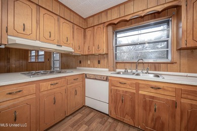 Coastal living meets DOWNTOWN CONVENIENCE IN THE HEART OF OCEAN - photo 13