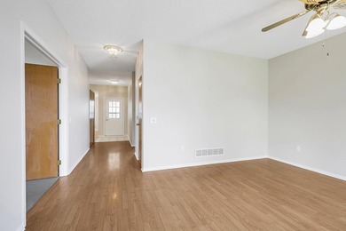 Welcome to easy, one-level living at 7592 Hinton Park Avenue S! - photo 13