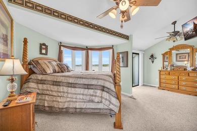 Experience the quintessential *lake life* at 144 Lake Ridge - photo 20