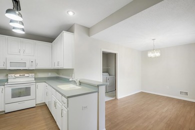 Welcome to easy, one-level living at 7592 Hinton Park Avenue S! - photo 20