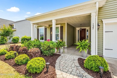 Welcome to 125 Carolina Oaks in the highly desirable Four - photo 1