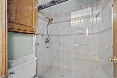 Wow! This Beautifully landscaped home has 3 bedrooms 2 baths - photo 25
