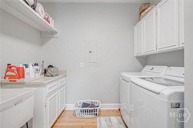 Don't miss this lovely 3-bedroom, 3.5-bath home, boasting modern - photo 26