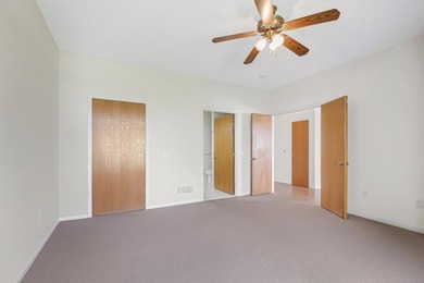Welcome to easy, one-level living at 7592 Hinton Park Avenue S! - photo 27