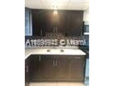 1/1Beautiful apartment with great views, close to many amenities