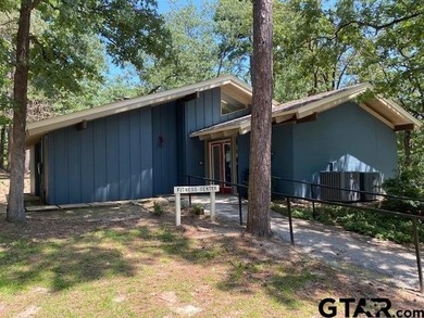 Discover the perfect East Texas retreat in the highly - photo 35