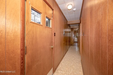 Coastal living meets DOWNTOWN CONVENIENCE IN THE HEART OF OCEAN - photo 32