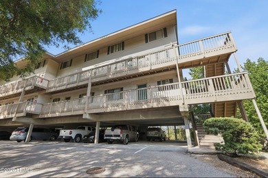 Updated 2BR/2.5BA villa in a convenient mid-island location - photo 4