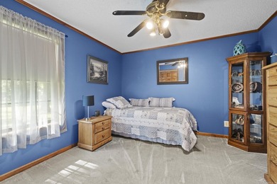 Wow! This Beautifully landscaped home has 3 bedrooms 2 baths - photo 46