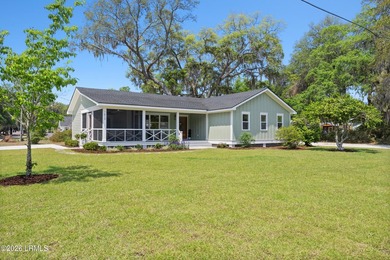 Stunning Ranch-Style Home - Completely Renovated! This - photo 1