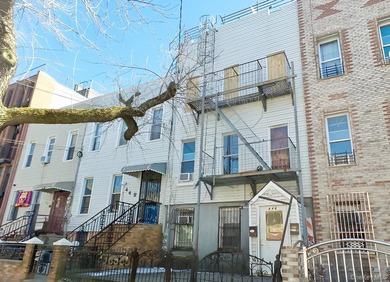 This home is located in the heart of Bushwick, Brooklyn. This is - photo 4