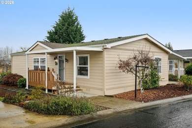 (private lake, pond, coastal) Home For Sale in Scappoose Oregon