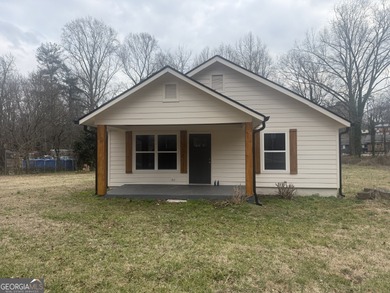 (private lake, pond, coastal) Home For Sale in Cornelia Georgia