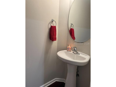 Warm and welcoming 4-bedroom home in a prime Bluffton location - photo 12