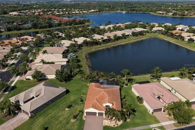 Virtually Staged. PRICE IMPROVEMENT! Now offered at $635,000- - photo 2