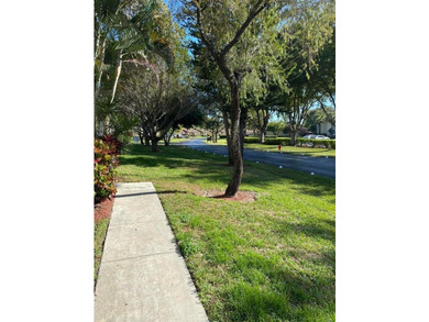 Spacious 2 BR / 2 Bath unit, in all age gated community. Lease - photo 16
