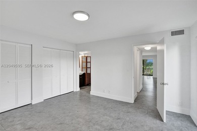 Beautiful Corner Villa overlooking Turnberry Golf Course! - photo 22